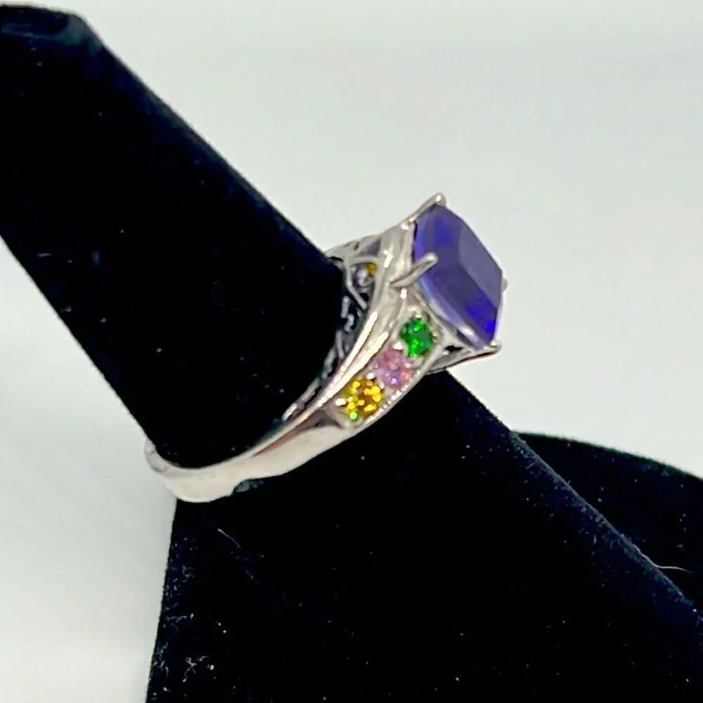 Beautiful Silver Ring With Multiple Colored Stones